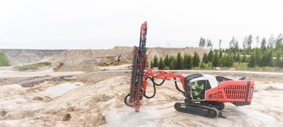 Ranger DX900i Surface drill rig